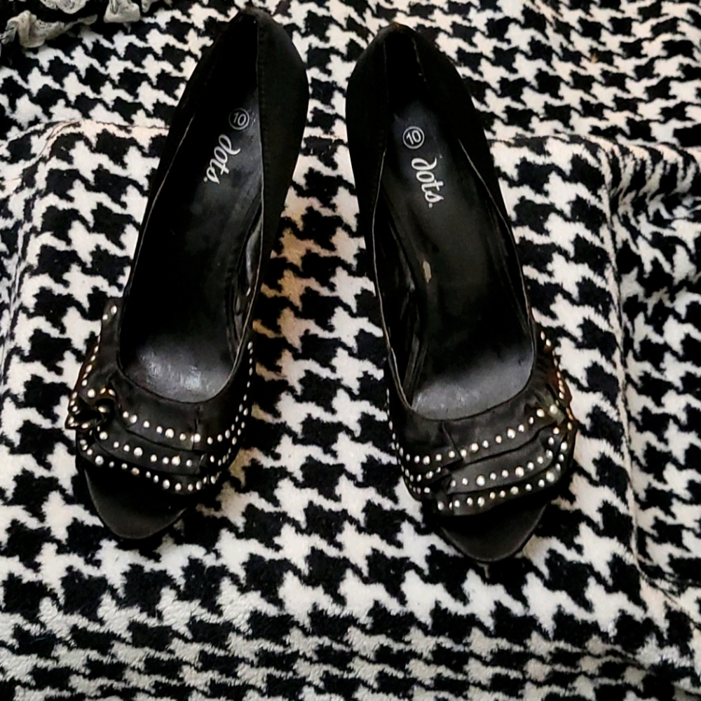Platform style stilettos